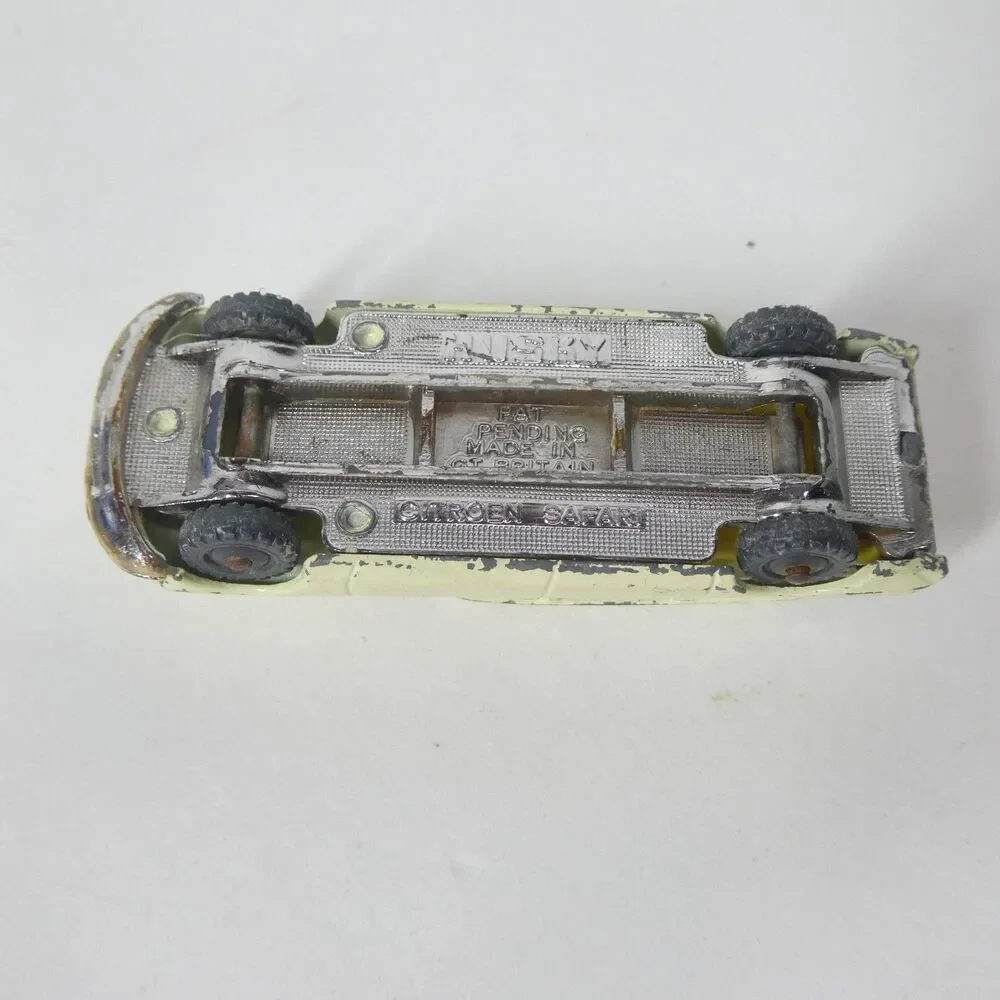 Vintage Diecast Car Lot - Midgetoy Husky Walk-Thru Van Majorette